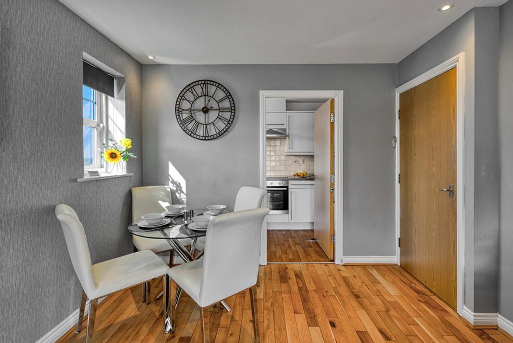 Sandy Lane Apartment สเกลเมอร์สเดล ภายนอก รูปภาพ